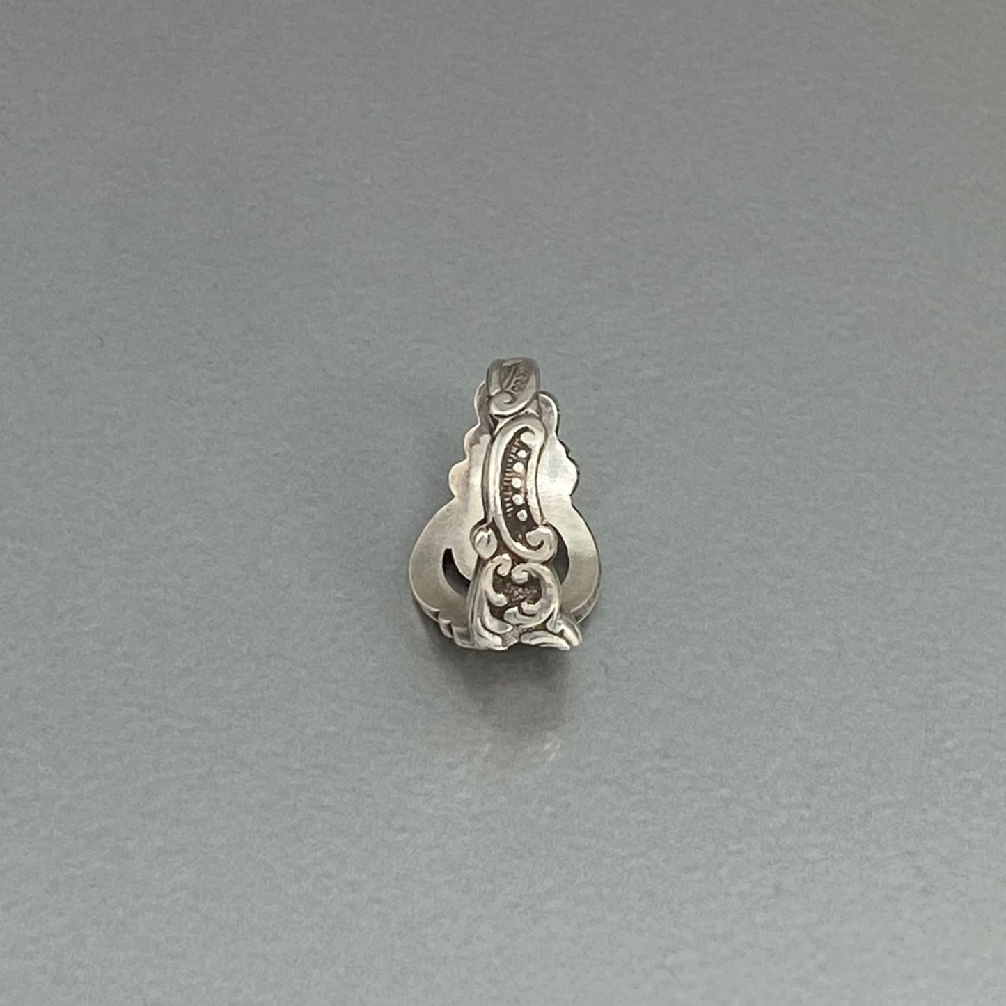 Initial ring P round