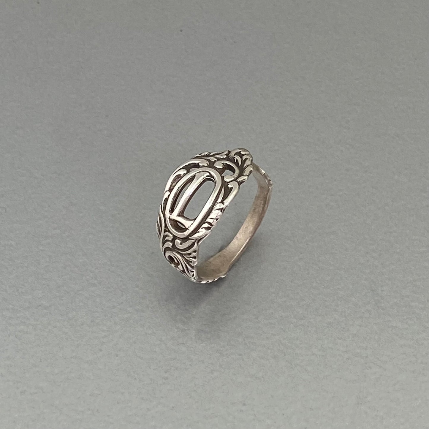 Initial ring L open