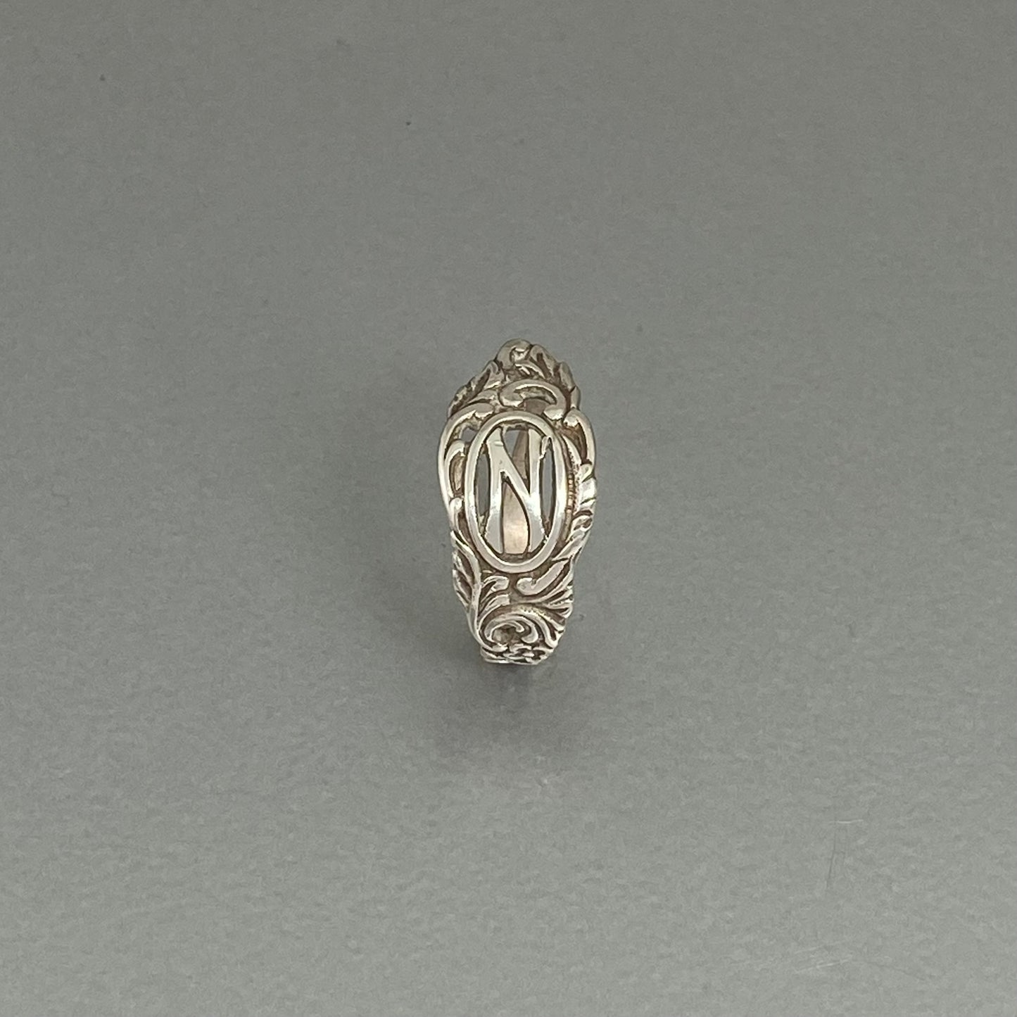 Initial ring N open details