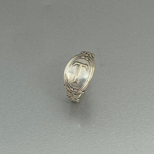 Initial ring T oval