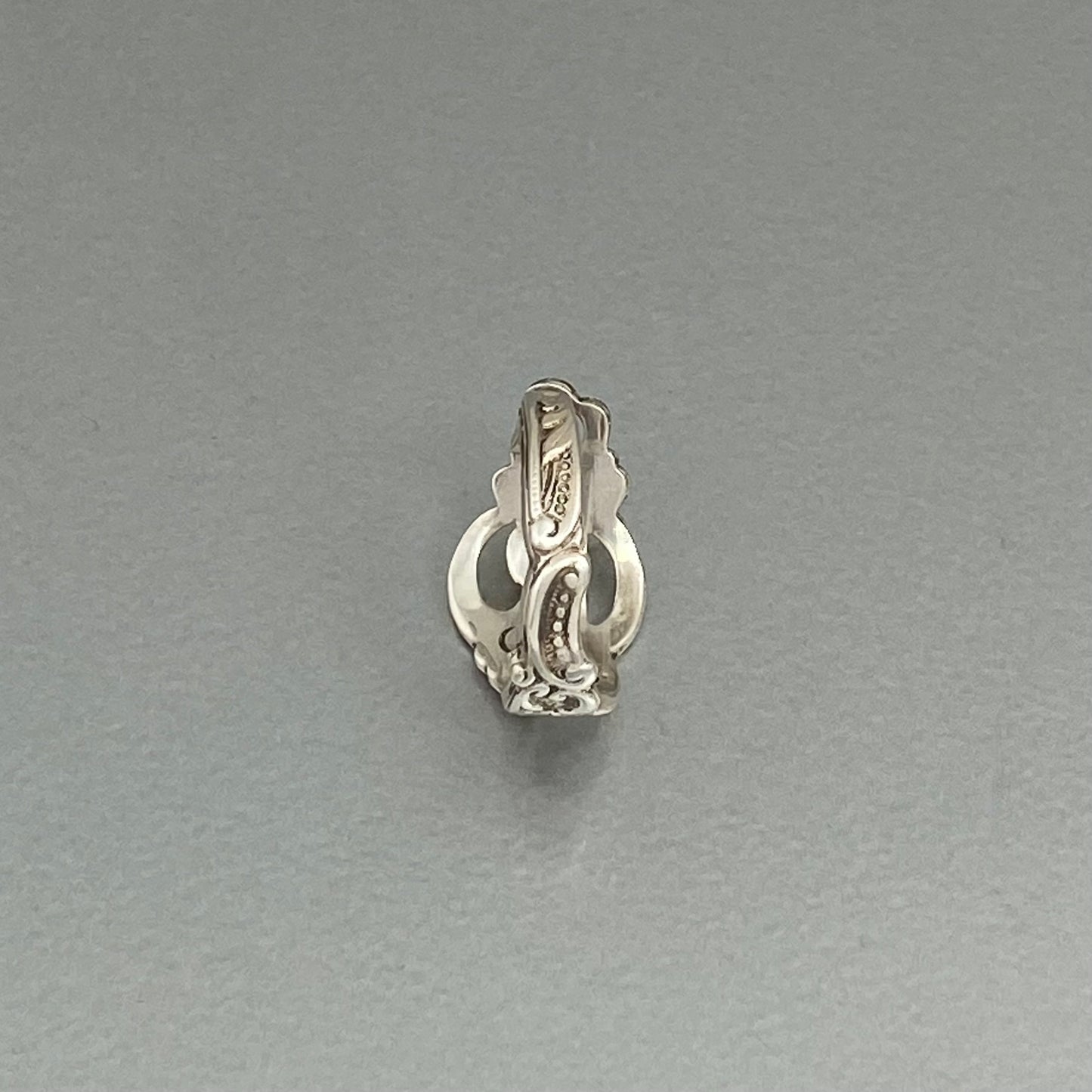 Initial ring R round