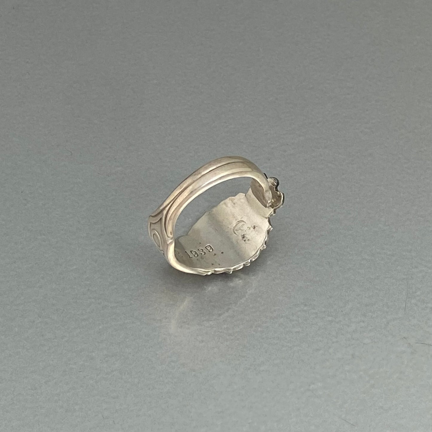 Initial ring J crown