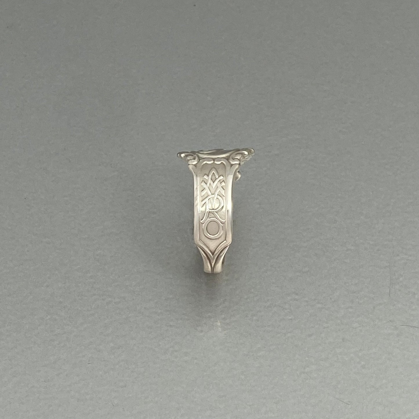 Initial ring J crown
