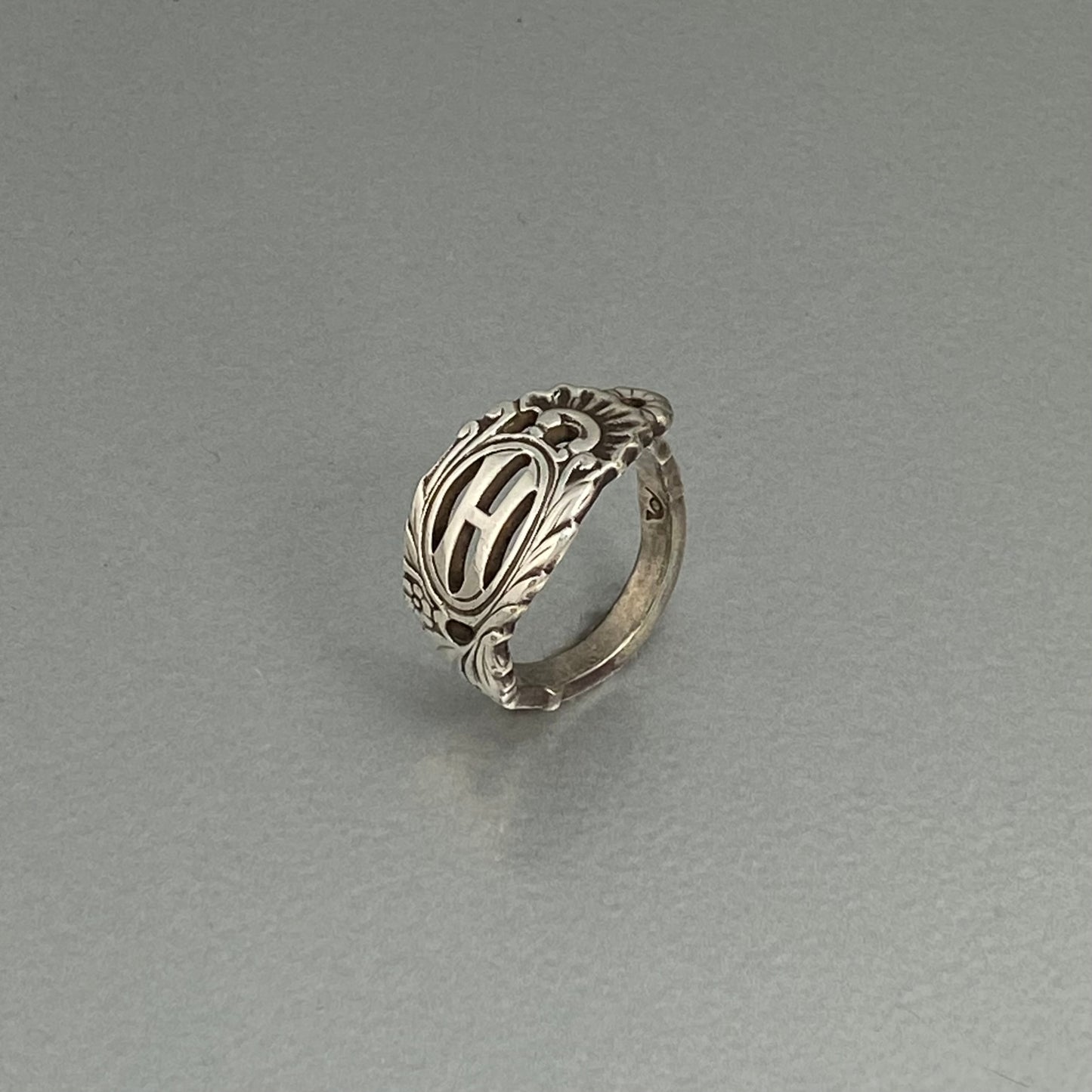 Initial ring H open